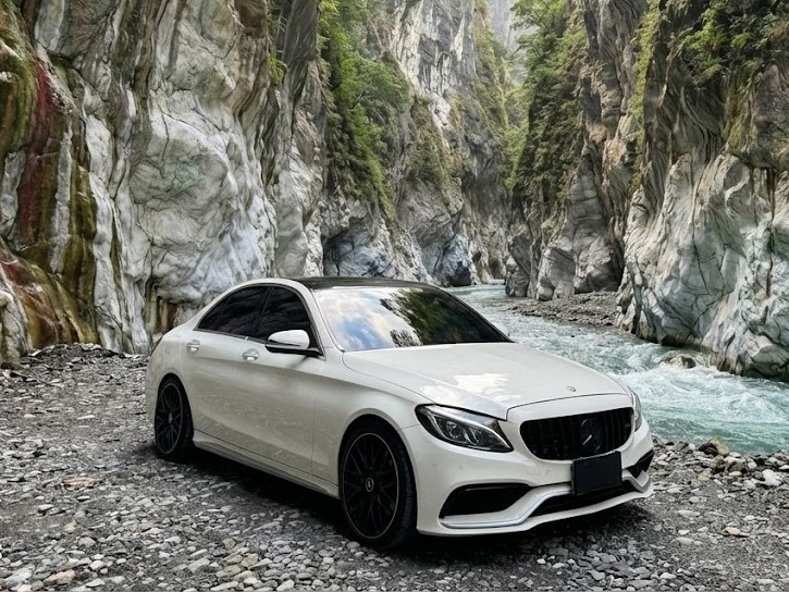 台中租車 賓士 C300 白色 C63 Look 改裝 - 強運租車